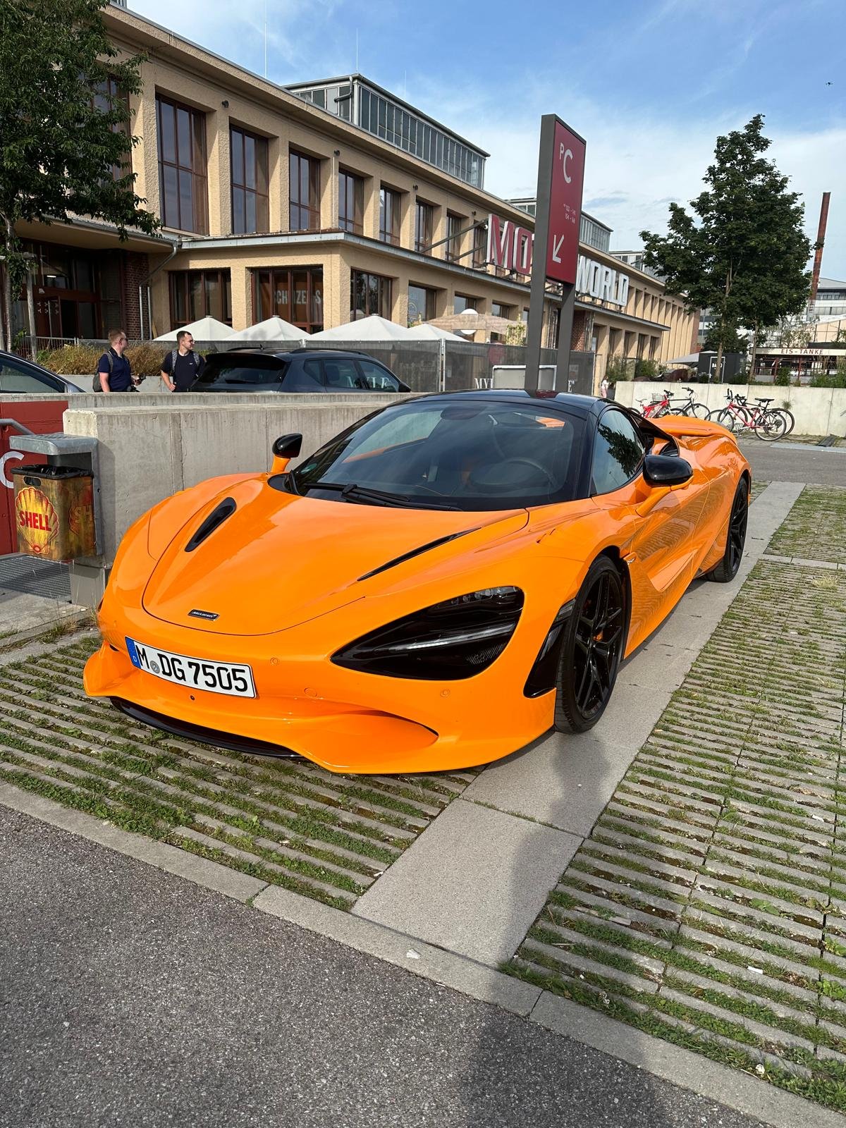 McLaren 750s Spider — photo 2